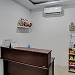 Oyo 92721 Planet Guest House Syariah
