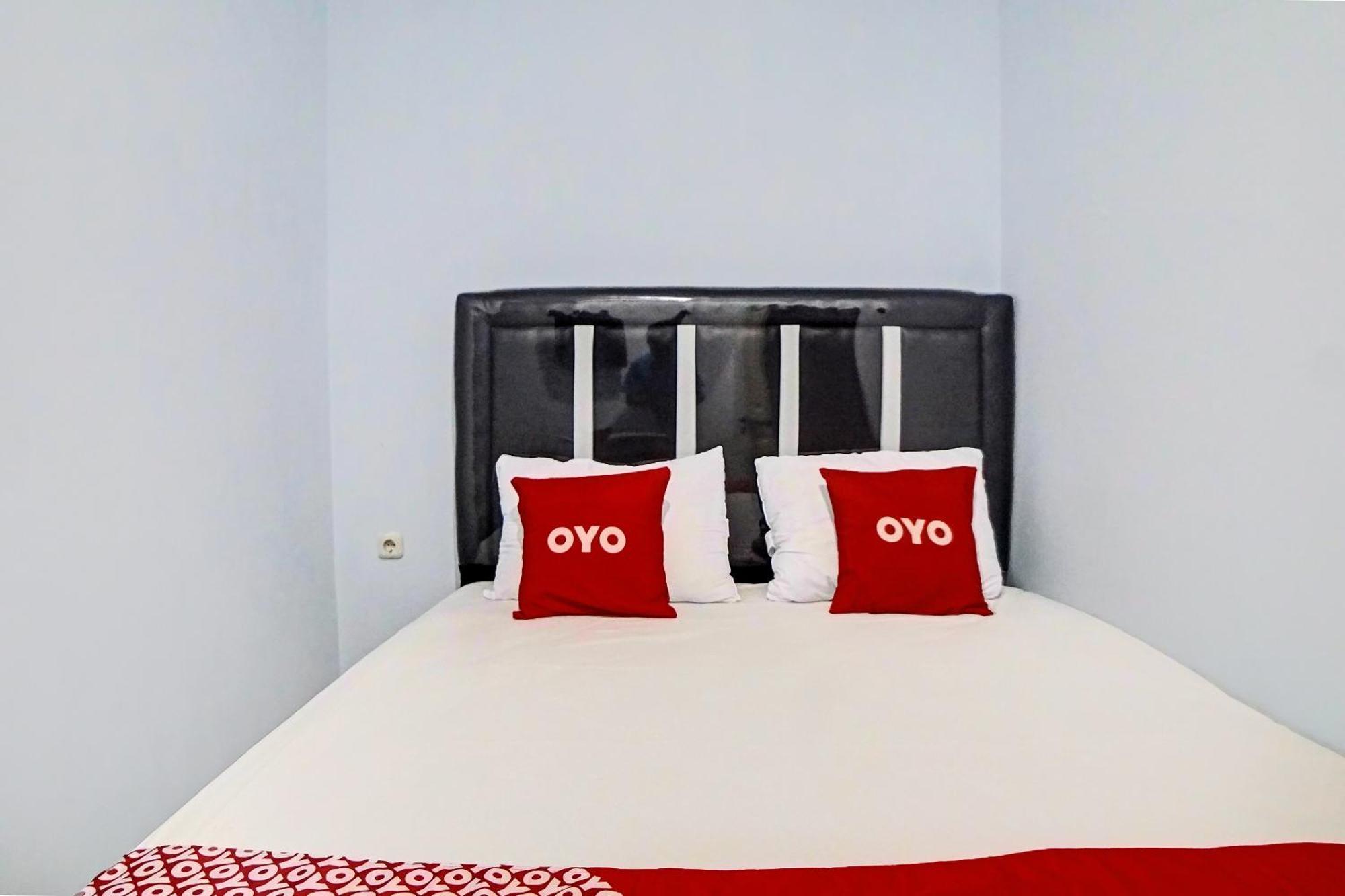 Oyo 92721 Planet Syariah 2* Medan